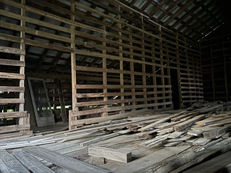Old Barn located in ALABAMA! 40x60x40