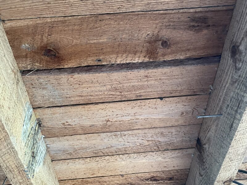 Medium Barn, Great Condition, Time is a Factor