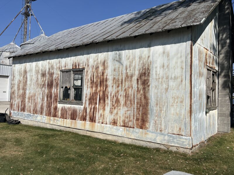 Peg and Post Barn 25x40