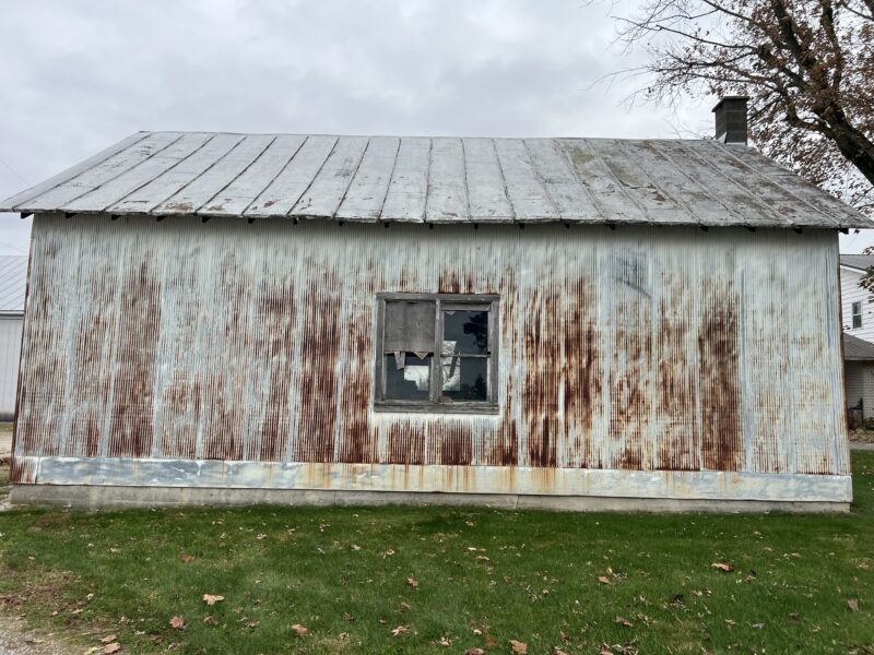 Peg and Post Barn 25x40