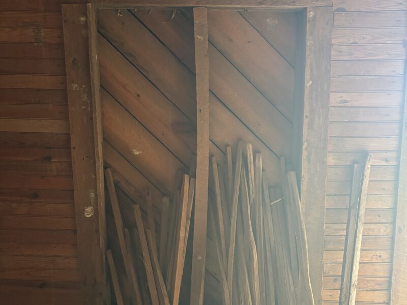 Tobacco pack house