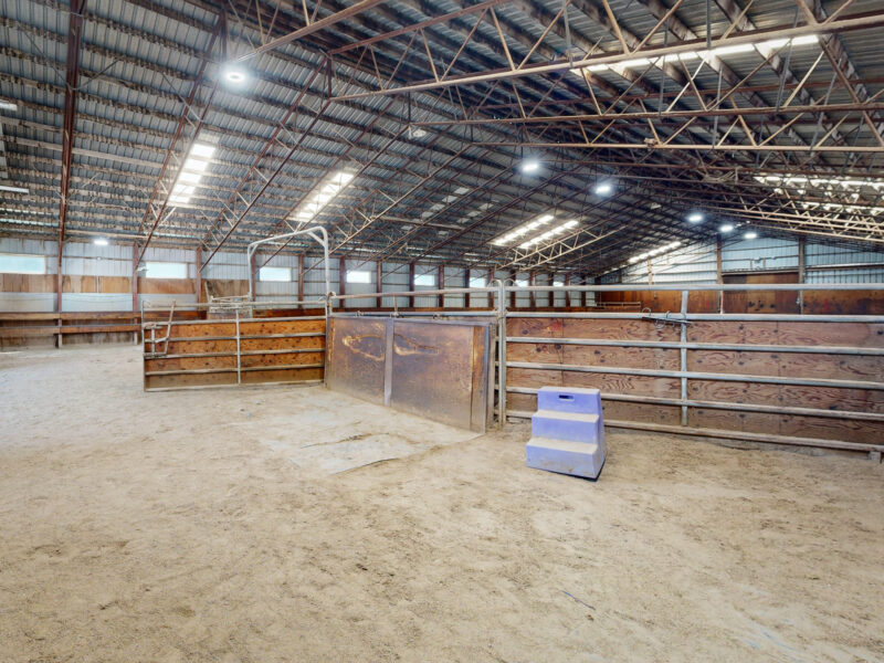 Large Indoor Horse Riding Arena
