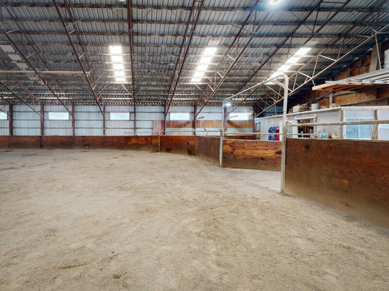 Large Indoor Horse Riding Arena