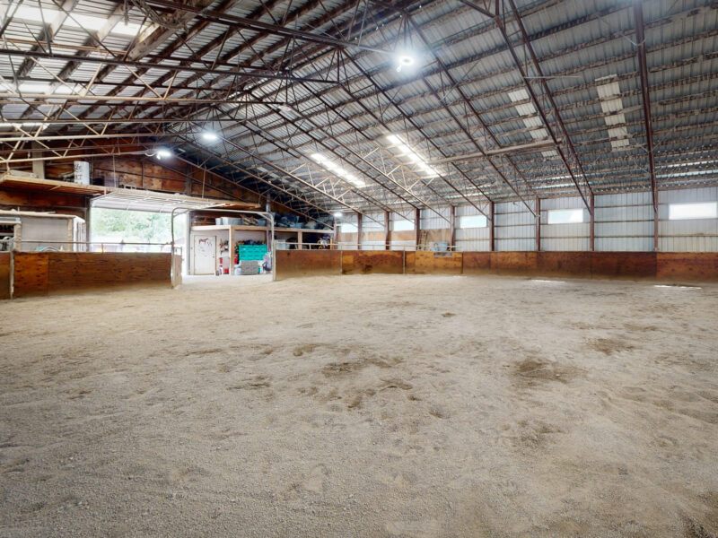 Large Indoor Horse Riding Arena