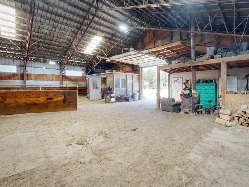 Large Indoor Horse Riding Arena