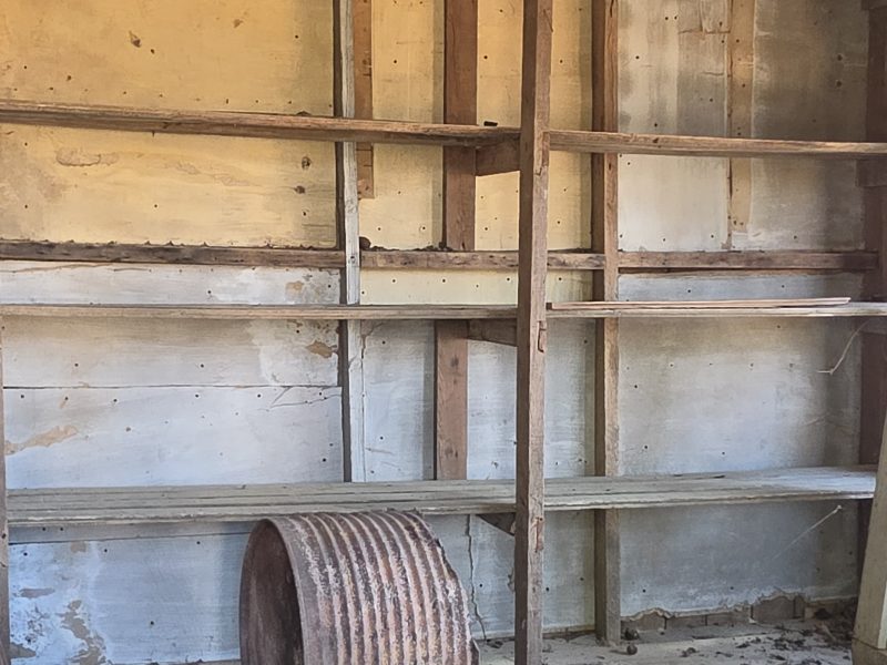 Beautiful weathered barn located in Monteagle, TN